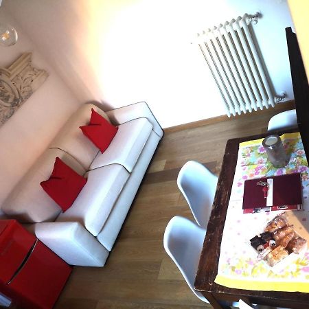 Historical And Luxury Apartment Bologna Eksteriør bilde